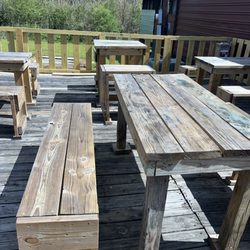 Kendall's BBQ - Outdoor seating only