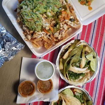 San Miguel - Chicken nachos, Steak Tacos and Al pastor tacos - Mexican Near Me - Staten Island, New York San Miguel - Chicken nachos, Steak Tacos and Al pastor tacos - Mexican Near Me - Staten Island, New York
