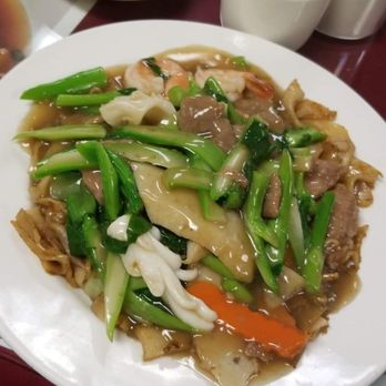 Phnom Penh Restaurant - Meekthung special - Cambodian Near Me - Lowell, Massachusetts Phnom Penh Restaurant - Meekthung special - Cambodian Near Me - Lowell, Massachusetts