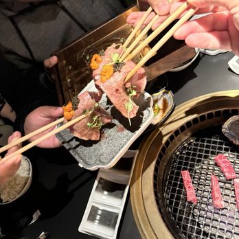 Chubby Cattle - Wagyu uni caviar nigiri - Barbeque Near Me - Pleasanton, California