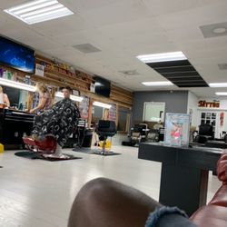 DownTown Finest Barber Shop