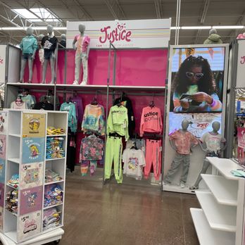 Walmart Supercenter - Walmart San Jacinto - Department Stores Near Me - San Jacinto, California