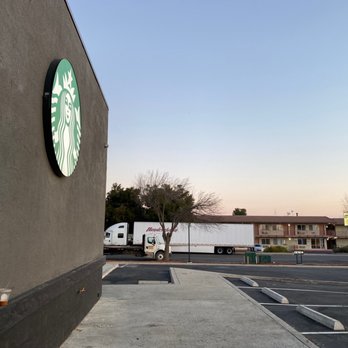 Starbucks - Coffee & Tea Near Me - Coalinga, California