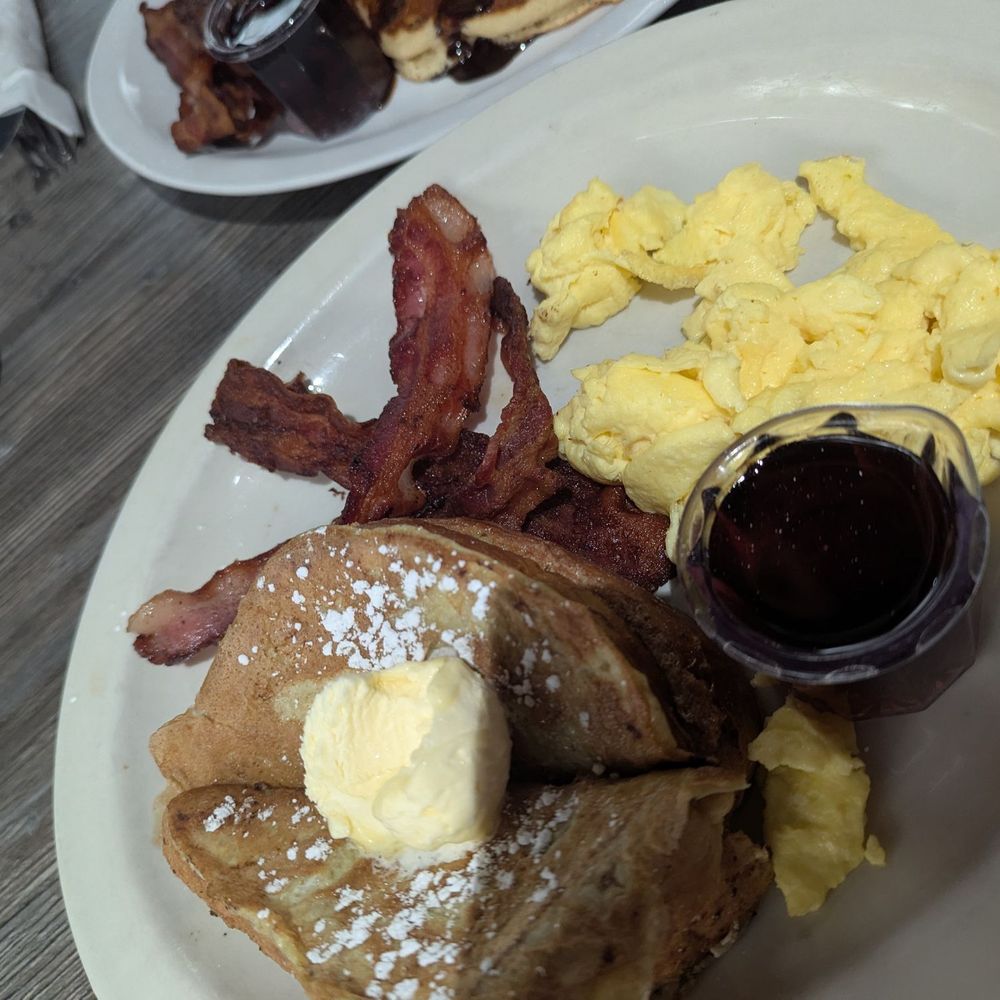 Biscuits Cafe - French toast - Breakfast & Brunch Near Me - Glendale, Arizona