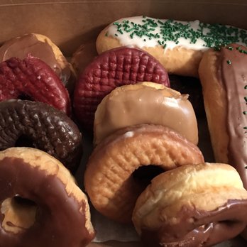 County Donuts - Mmmm - Bakeries Near Me - Schaumburg, Illinois