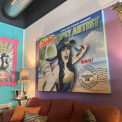 Tipsy Artist - More of that Artistic, fun vibe!