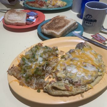Fast Eddie's Diner - Nicholson omelette, shredded O'Brien potatoes. - Diners Near Me - Phoenix, Arizona Fast Eddie's Diner - Nicholson omelette, shredded O'Brien potatoes. - Diners Near Me - Phoenix, Arizona