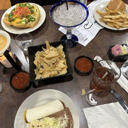 This is the Jr. Burrito, kids Cheeseburger and Taco Salad. Margarita, sweet tea, and sprite. This is the Jr. Burrito, kids Cheeseburger and Taco Salad. Margarita, sweet tea, and sprite.