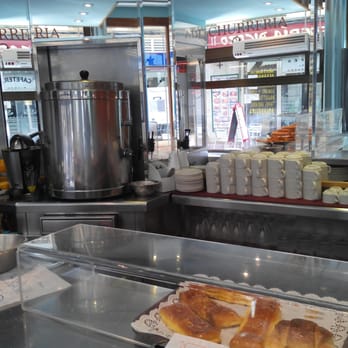 La Fama - Chocolatiers & Shops Near Me - Zaragoza, Z La Fama - Chocolatiers & Shops Near Me - Zaragoza, Z