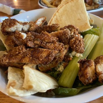 Quaker Steak & Lube - Boneless chicken salad - Steakhouses Near Me - Council Bluffs, Iowa Quaker Steak & Lube - Boneless chicken salad - Steakhouses Near Me - Council Bluffs, Iowa