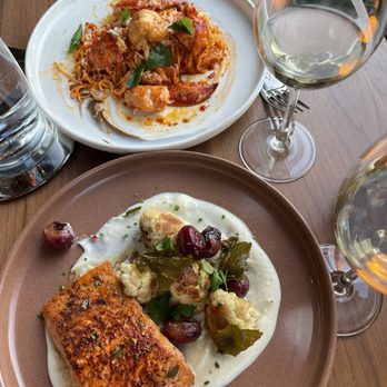 Del Mar Columbus - Salmon & lobster spaghetti - Mediterranean Near Me - Columbus, Ohio Del Mar Columbus - Salmon & lobster spaghetti - Mediterranean Near Me - Columbus, Ohio