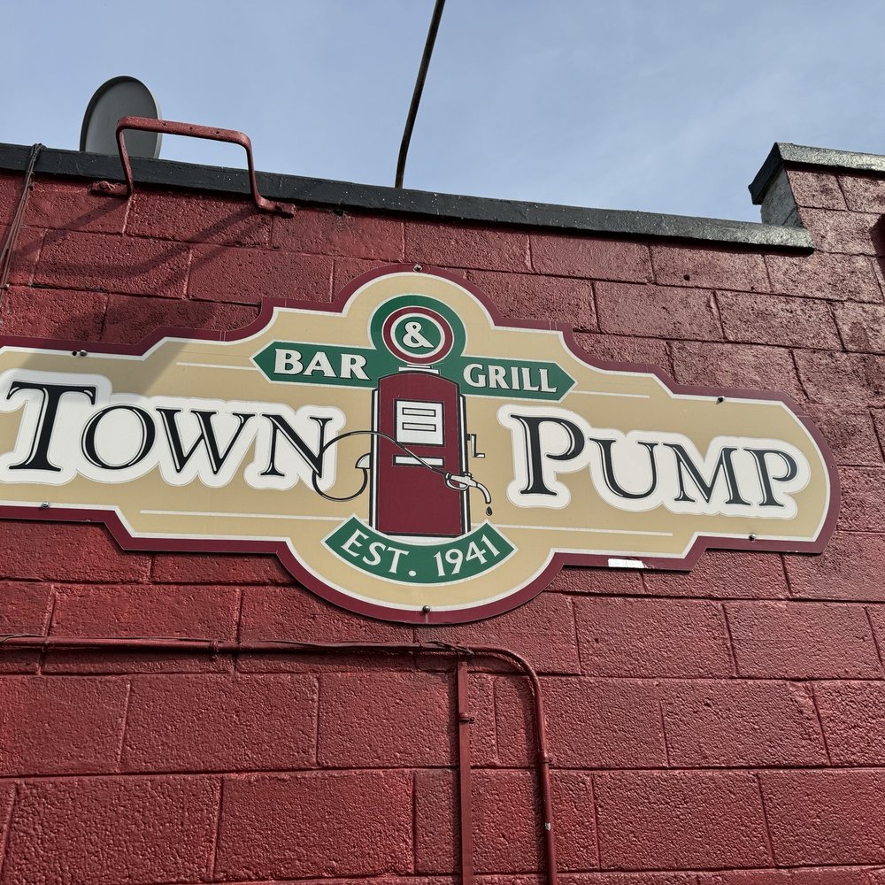 The Town Pump - Dive Bars Near Me - New Baltimore, Michigan The Town Pump - Dive Bars Near Me - New Baltimore, Michigan