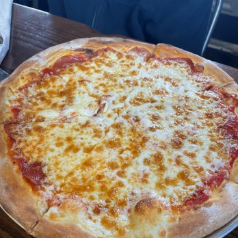 Front Porch - Pepperoni pizza - Bars Near Me - Hoover, Alabama Front Porch - Pepperoni pizza - Bars Near Me - Hoover, Alabama