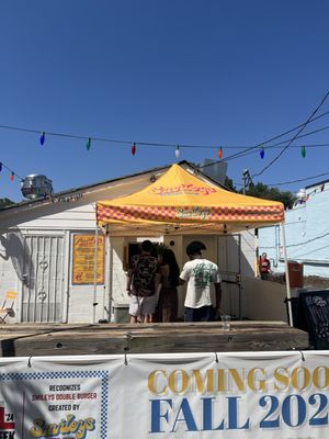 Smiley's Burger Club by null
