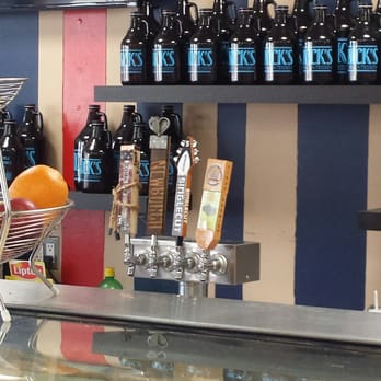 Glenham Town Deli - Craft beers on taps with growlers available to go - Delis Near Me - Fishkill, New York