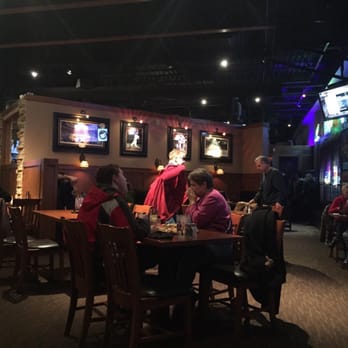 Carbone's Bar & Grill - Dinner area - Pizza Near Me - Lakeville, Minnesota Carbone's Bar & Grill - Dinner area - Pizza Near Me - Lakeville, Minnesota