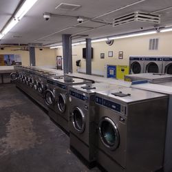 Magnolia Coin Laundromat - Laundromatics