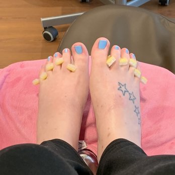 Roosevelt Nails Bar - Finished pedicure - Nail Salons Near Me - Seattle, Washington