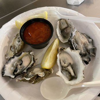 Jack's Fish Spot - Oysters - Seafood Markets Near Me - Seattle, Washington Jack's Fish Spot - Oysters - Seafood Markets Near Me - Seattle, Washington