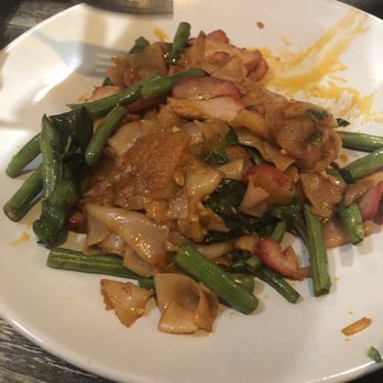 Moo Dang - Drunken Noodles - Thai Near Me - Reno, Nevada
