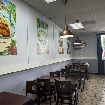 Aloha Hawaiian BBQ - dining area - Hawaiian Near Me - Buena Park, California Aloha Hawaiian BBQ - dining area - Hawaiian Near Me - Buena Park, California