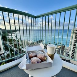 Penny's Waikiki Malasadas