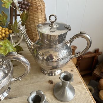Forget Me Not Vintage - Used, Vintage & Consignment Near Me - Westerly, Rhode Island