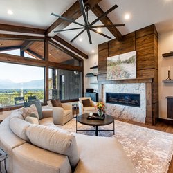 Robert Kelly Home
