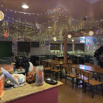 J’s Korean Cuisine - Interior - Chicken Wings Near Me - Fullerton, California J’s Korean Cuisine - Interior - Chicken Wings Near Me - Fullerton, California