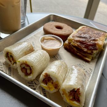 Win Son Bakery - Pork and Veg Fan Tuan, Millet Mochi Donut, Egg + Cheese Scallion Pancake - Taiwanese Near Me - Brooklyn, New York Win Son Bakery - Pork and Veg Fan Tuan, Millet Mochi Donut, Egg + Cheese Scallion Pancake - Taiwanese Near Me - Brooklyn, New York