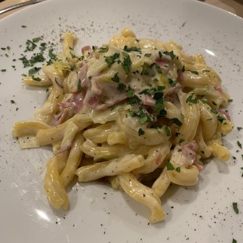 Salento Marais - Speck pasta - Italian Near Me - Paris, 75 Salento Marais - Speck pasta - Italian Near Me - Paris, 75