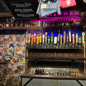 Moontower Saloon - Music Venues Near Me - Austin, Texas