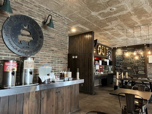 Smoke BBQ Restaurant & Catering by null