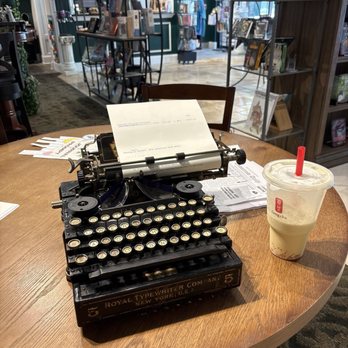Swallow Stories Bookshop - Typewriter in-store on loan from Typewriter Chicago, anyone can use it! (from 1913) - Bookstores Near Me - Lisle, Illinois Swallow Stories Bookshop - Typewriter in-store on loan from Typewriter Chicago, anyone can use it! (from 1913) - Bookstores Near Me - Lisle, Illinois