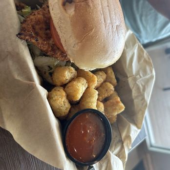 sneakybird - Sandwich Tots - Chicken Wings Near Me - Surprise, Arizona