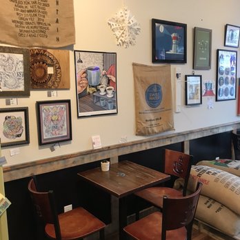 Blue Harbor Coffee - Decor - Coffee Roasteries Near Me - Hampton, New Hampshire