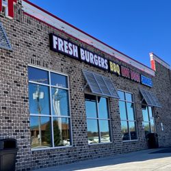 Cook Out - Building