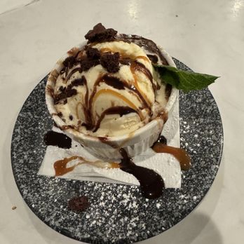 dPlace Steak & Pasta - Lava cake - Steakhouses Near Me - Fullerton, California