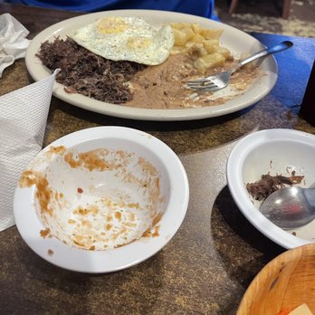 Azucena's Mexican Restaurant - Barbacoa - Tex-Mex Near Me - Luling, Texas