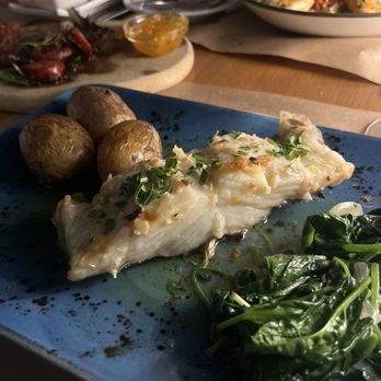 Restaurante Fama d'Alfama - Codfish - Portuguese Near Me - Lisbon, 11 Restaurante Fama d'Alfama - Codfish - Portuguese Near Me - Lisbon, 11