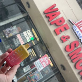 Glass City Vape & Smoke - New flavor with Elf bar Pineapple strawnana it's delicious! - Vape Shops Near Me - Spring, Texas Glass City Vape & Smoke - New flavor with Elf bar Pineapple strawnana it's delicious! - Vape Shops Near Me - Spring, Texas