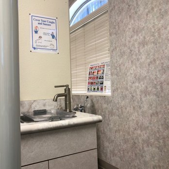 Thaddous L Archie, DDS - Rooms are not private. Big room dividers - Cosmetic Dentists Near Me - Elk Grove, California Thaddous L Archie, DDS - Rooms are not private. Big room dividers - Cosmetic Dentists Near Me - Elk Grove, California