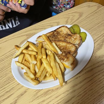 Rongbranch Cafe - Kids grilled cheese - American Near Me - Julian, California Rongbranch Cafe - Kids grilled cheese - American Near Me - Julian, California