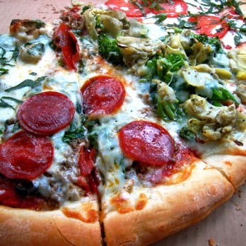 Zio's Pizzeria - chicken pesto (my fave!), pepperoni/sausage/spinach, veggie, and margherite! - Pizza Near Me - Omaha, Nebraska Zio's Pizzeria - chicken pesto (my fave!), pepperoni/sausage/spinach, veggie, and margherite! - Pizza Near Me - Omaha, Nebraska