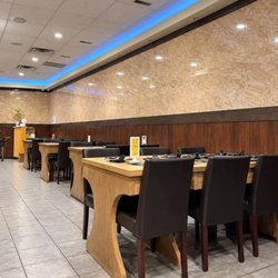 Centre Street Japanese Hotpot - Dining room at Centre Street Japanese Hot Pot.