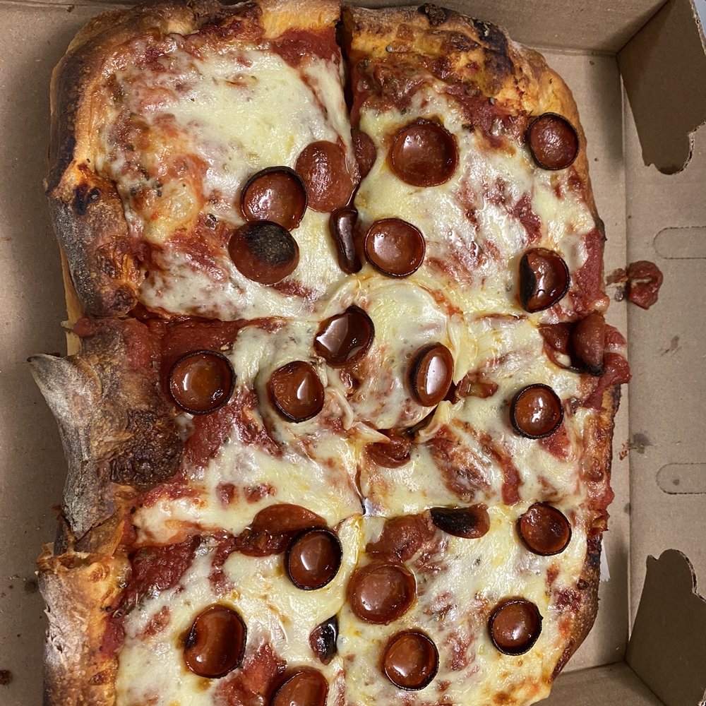 Gino's Sicilian pizza!!! Gino's Sicilian pizza!!!