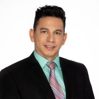 Blucas Law - Head Paralegal Orlando Vanegas - Personal Injury Law Near Me - Miami, Florida