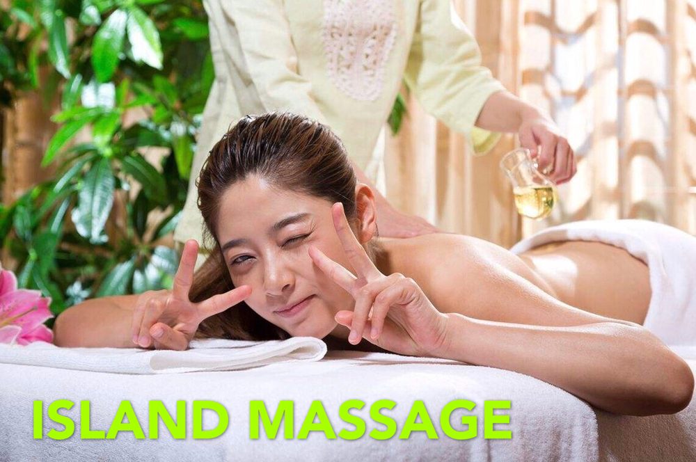 Island Massage Logo