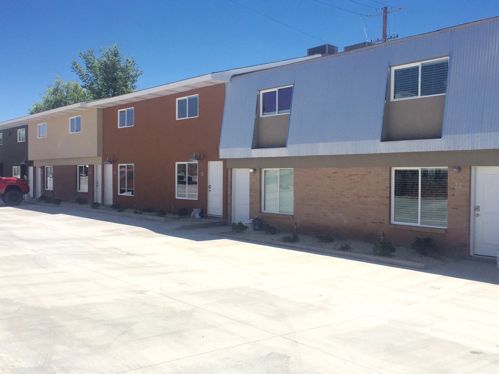 THE STAY STUDENT HOUSING Updated October 2024 175 S 1000 E, St