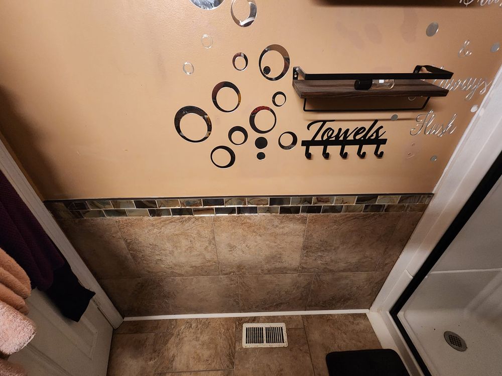 Slide of Mike The Handyman